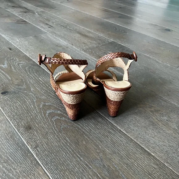 NWOT - Marc Fisher Wedge Sandals - Picture 4 of 8